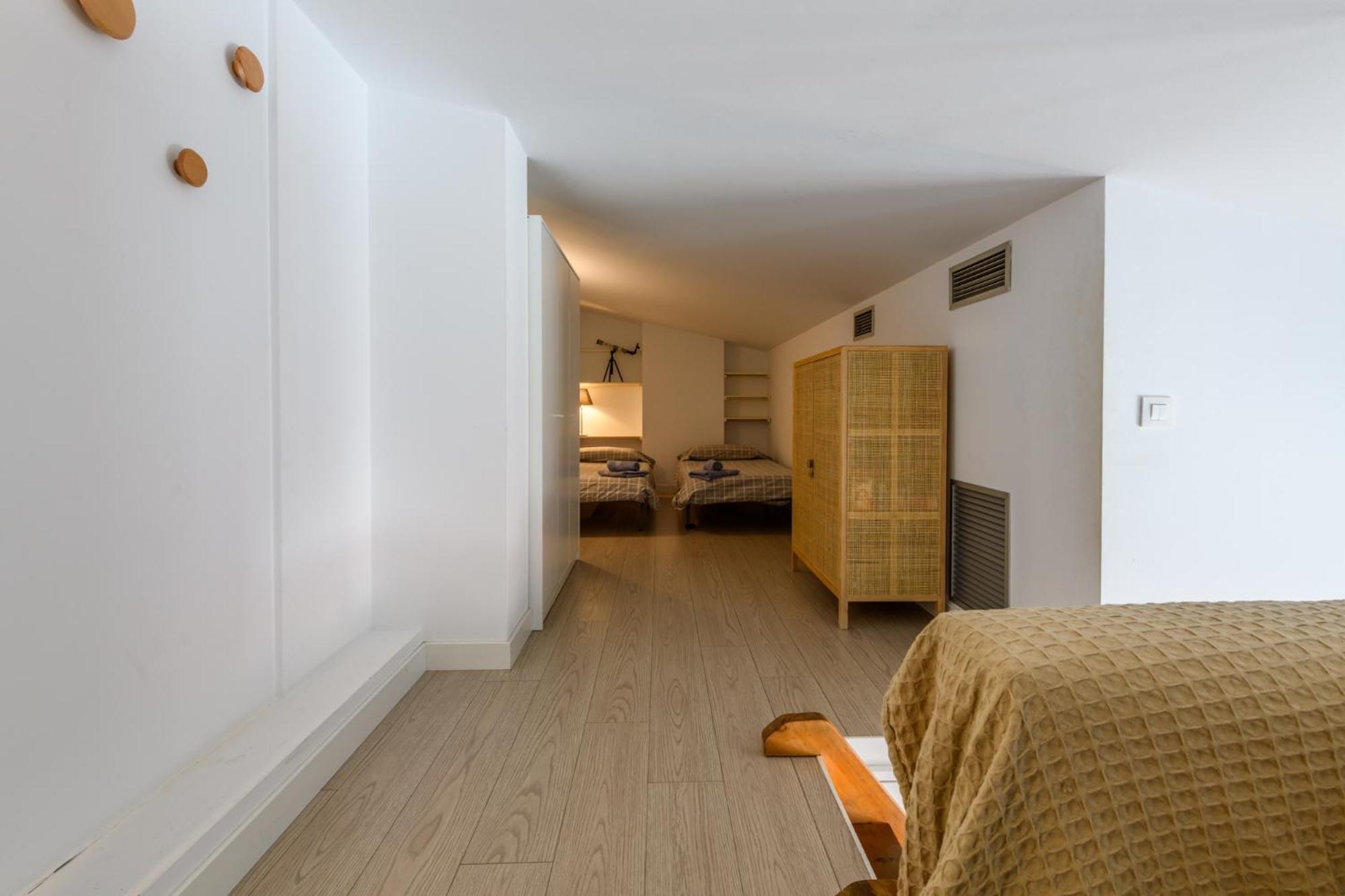 カダケスDuplex Sa Tarongeta - 5' Playa I Vistas I Terraza 20M2 I Ascensor I Equipadoアパートメント エクステリア 写真